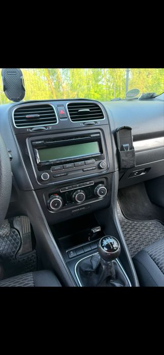 Volkswagen Golf VI