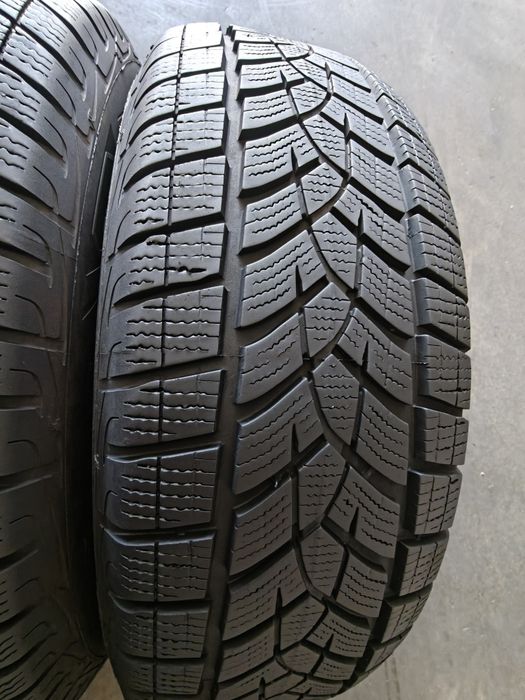 GoodYear UltraGrip Performance SUV R17 215/65 99V зимові шини добрі, свіжі