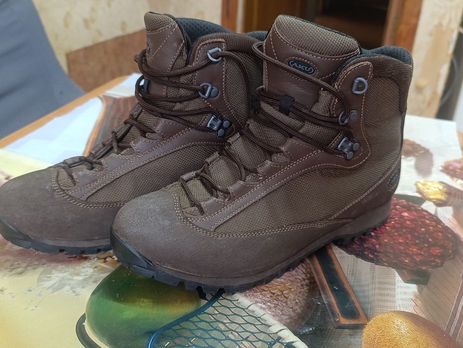Продам чоловічі черевики