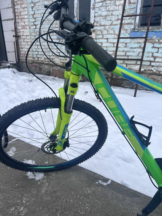 Продам велосипед cube