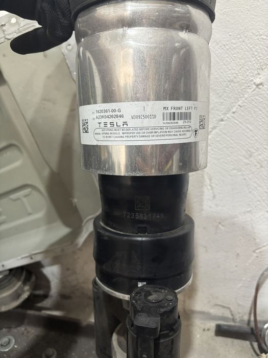 Амортизатор адаптивний Model X 1027066-00-C, 1027061-00-C перед