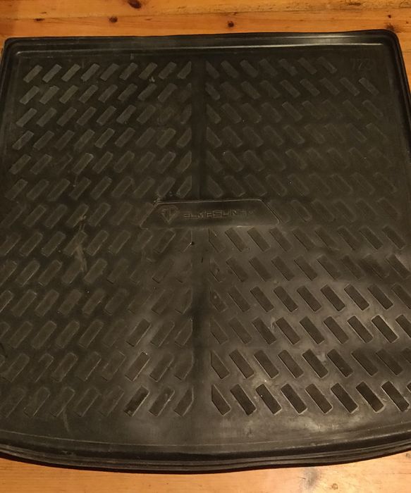 Bandeja de porta-malas em borracha Elmsline para VW Golf VII Variant