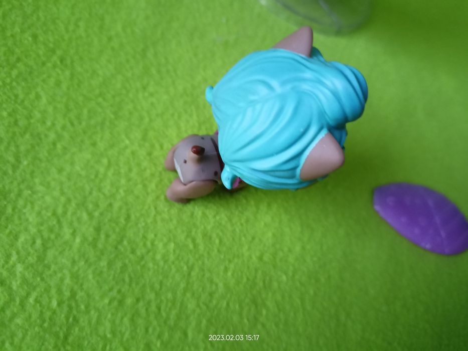 Lalka LOL piesek na desce surfingowej