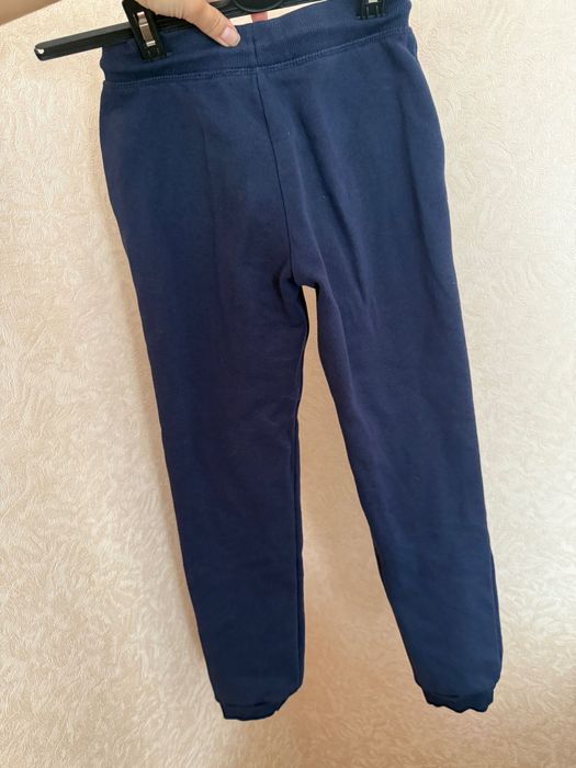 Набір дві пари штанів  134 розмір одні 146 см