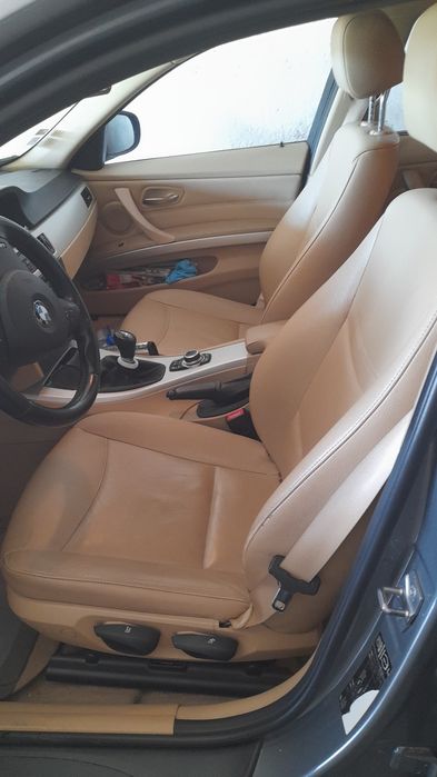 Carro de garagem