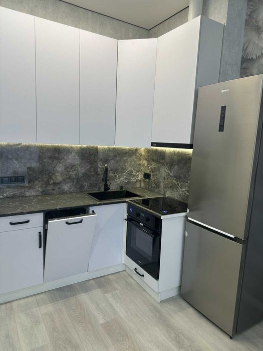 1-комнатная квартира ЖК Золотая Эра 40м2, мебель+техника