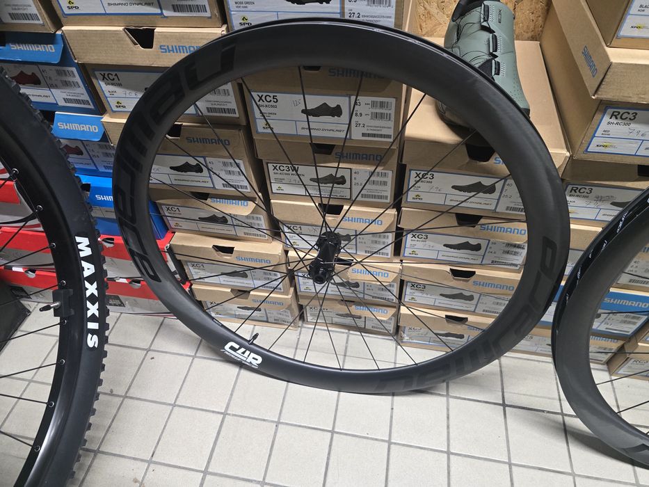 Rodas new race c4r novas super leves