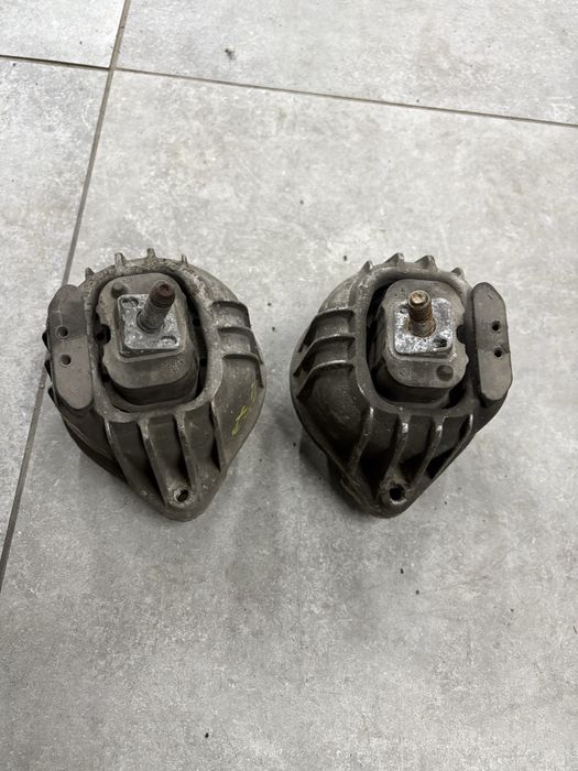 Poduszki silnikowe silnika bmw e90 e91 e92 x drive 325xi 330xd 330xi
