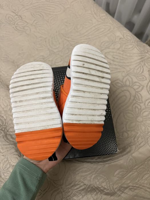 Детские кроссовки адидас