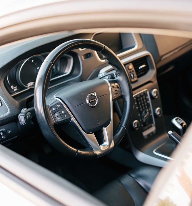 Volvo V40 Cross-Country D4