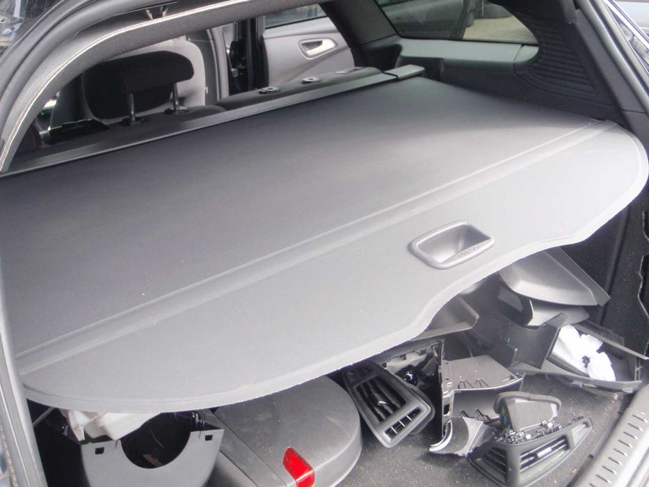 Ford Focus MK3 kombi roleta bagażnika ładna 10-18