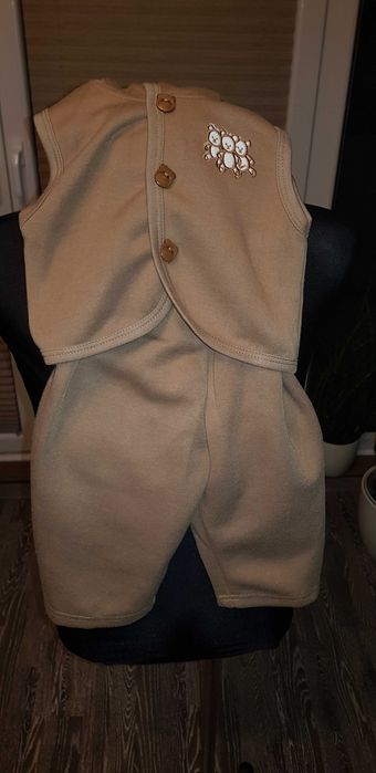 Spodenki z kamizelka z kapturem- rozmiar S