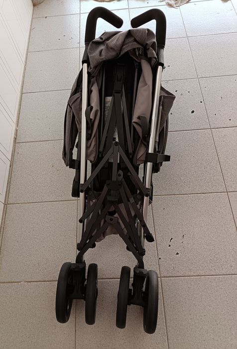 Carrinho de passeio da Chicco