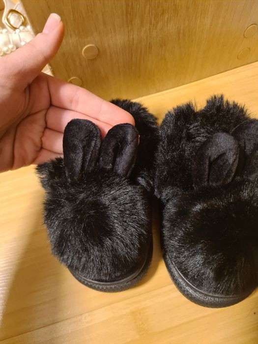 Продам теплі дитячі тапочки