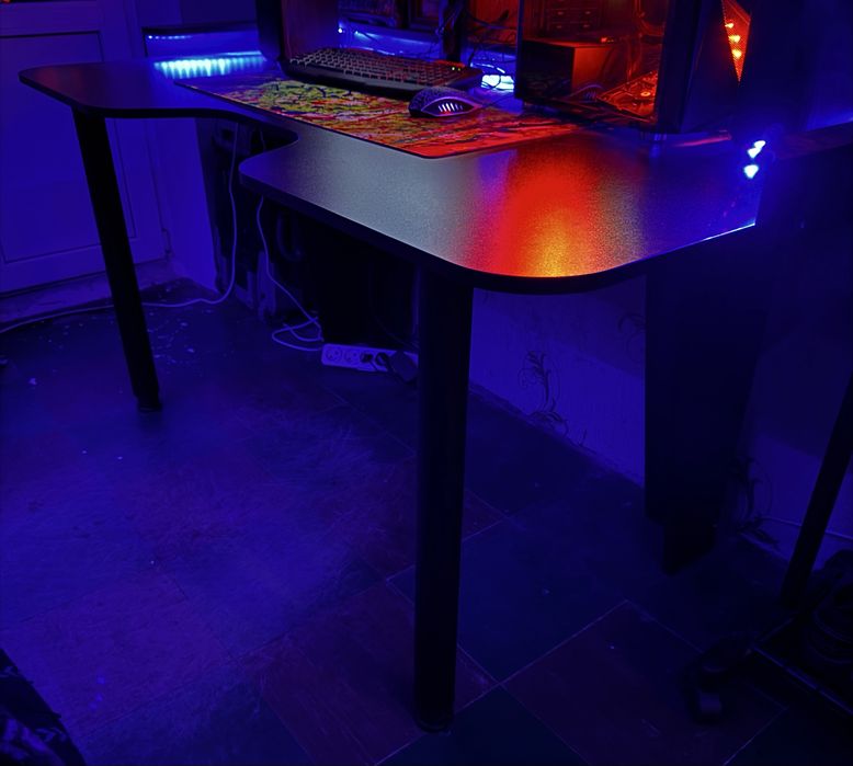 Игровой стол с подсветкой от PROSTOL