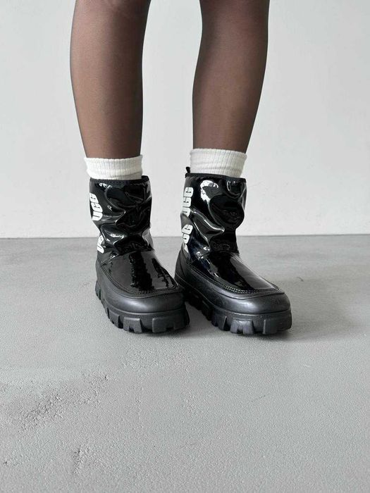 Уггі UGG Classic Brellah Mini Boot Black premium угги