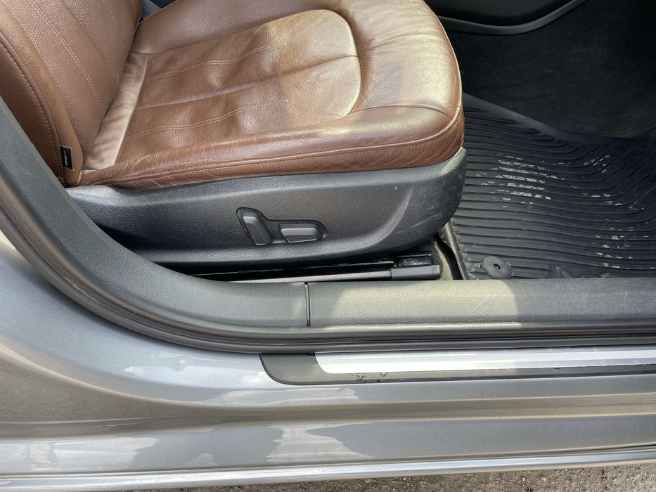 Продаю власне авто Audi A6C7