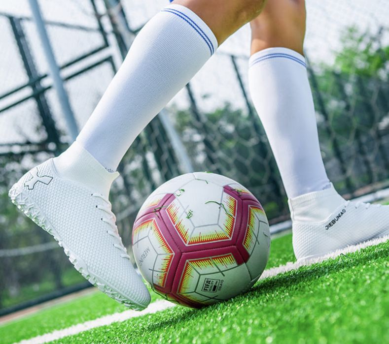 Buty sportowe TURFY skarpeta futbolówki orlik