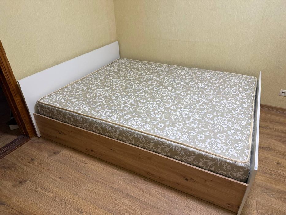 Акция! Двуспальная КРОВАТЬ+МАТРАС 160*200 на складе в Одессе!
