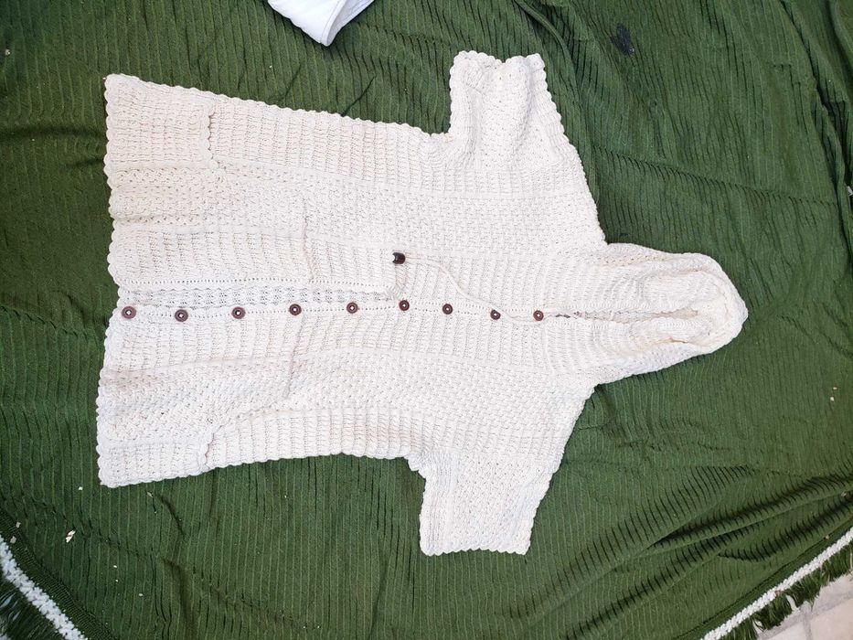 Casaco em linha de algodão feito à mão, tamanho M, manga curta e capuz