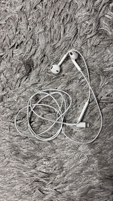 Headphones iphone