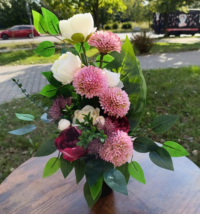 Komplet wiązanka stroik sztuczne kwiaty kompozycja na grób cmentarz