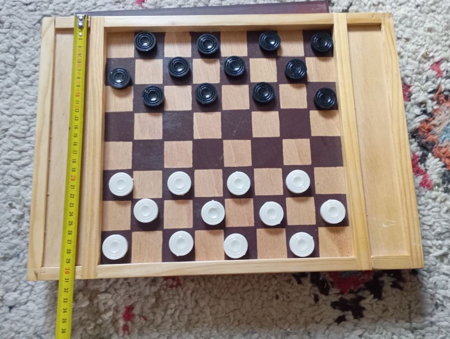 Jogo de Damas em Madeira