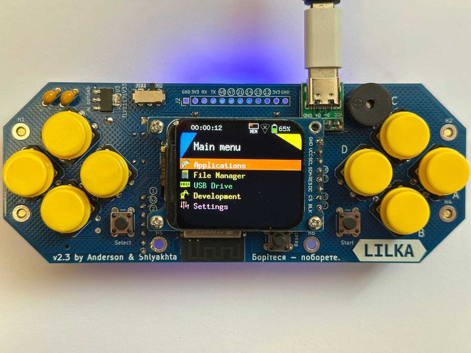 Lilka — портативна консоль на ESP32-S3 | DIY набір