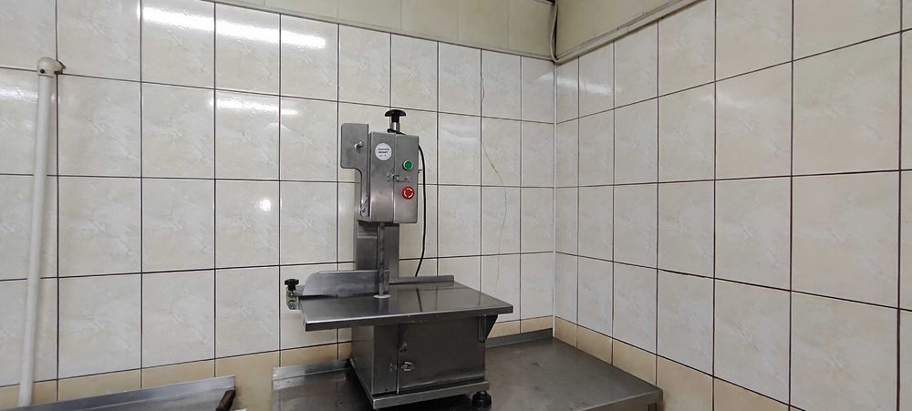 Продам комерційну нерухомість.Прибутковий готовий бізнес.Рибний цех