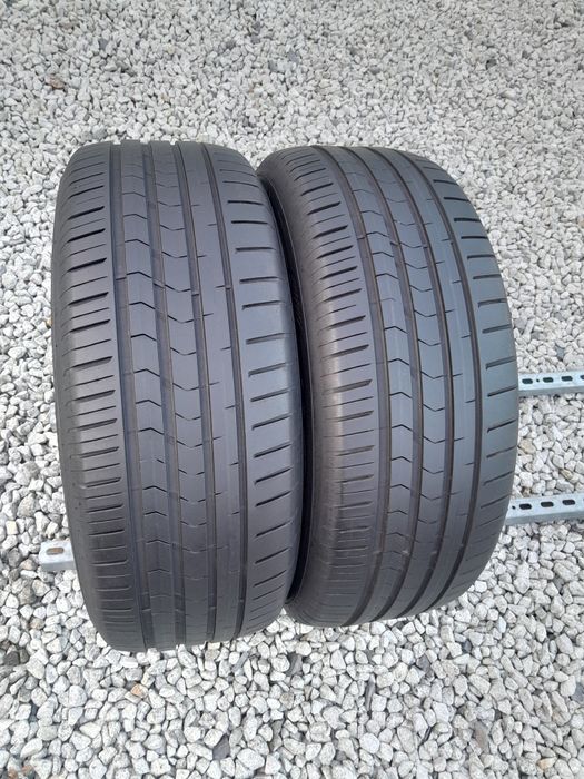 Opony letnie 235/55R17 Vredestein para
