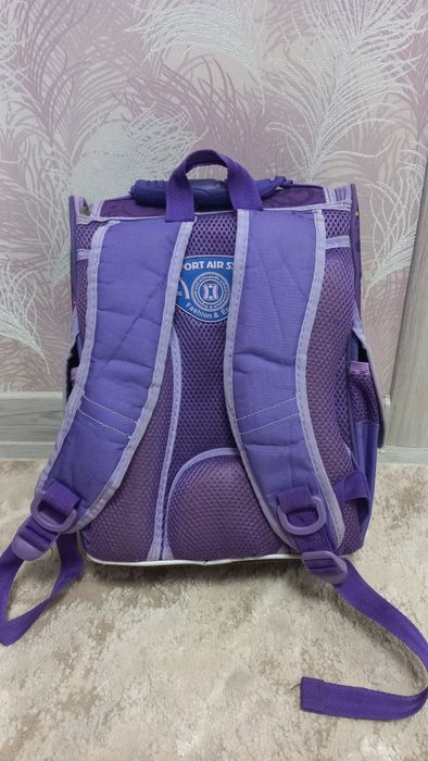 Продам портфель.