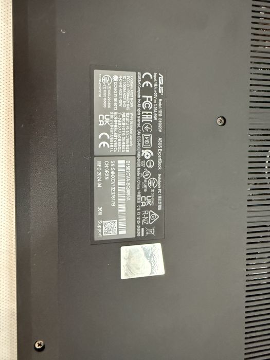 Laptop ASUS ExpertBook B1502CV – Intel Core i5‑1335U, 16 GB RAM