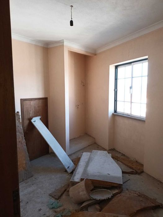 Casa para dividir em 3 apartamentos