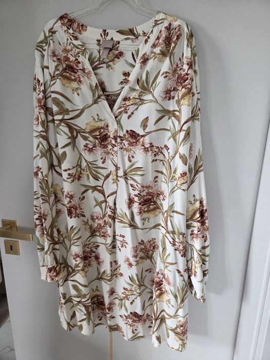 Sukienka z długim rękawem w kwiaty H&M 2XL