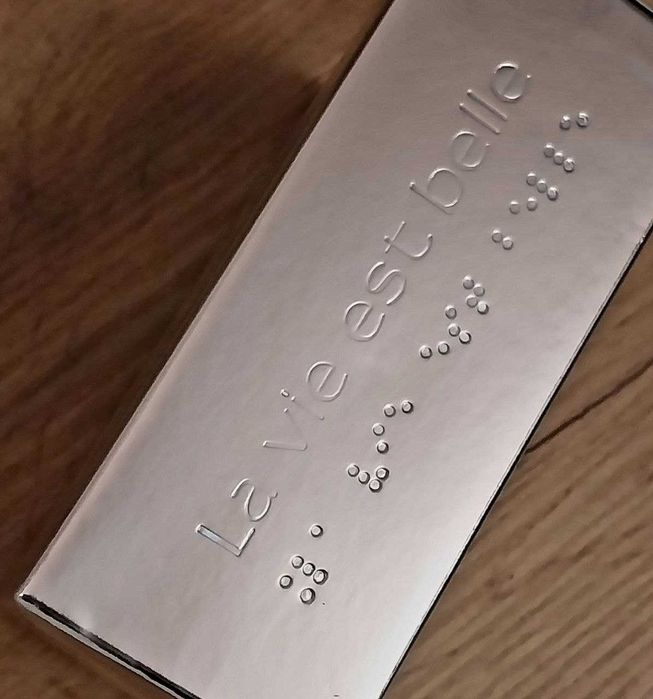 Женские духи Lancome La Vie est Belle