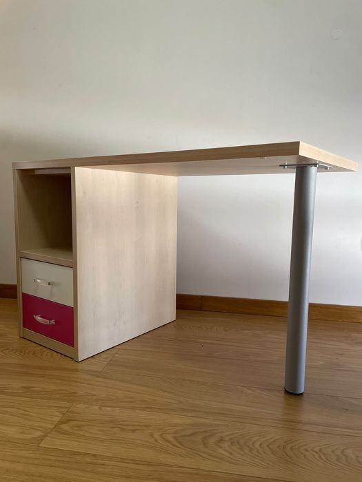 Secretaria de madeira