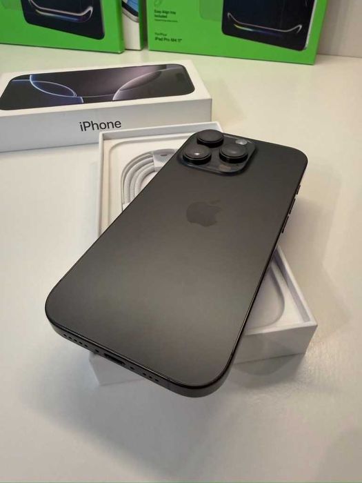 Apple iPhone 16 Pro・128GB・Titânio preto (Fatura e Garantia)