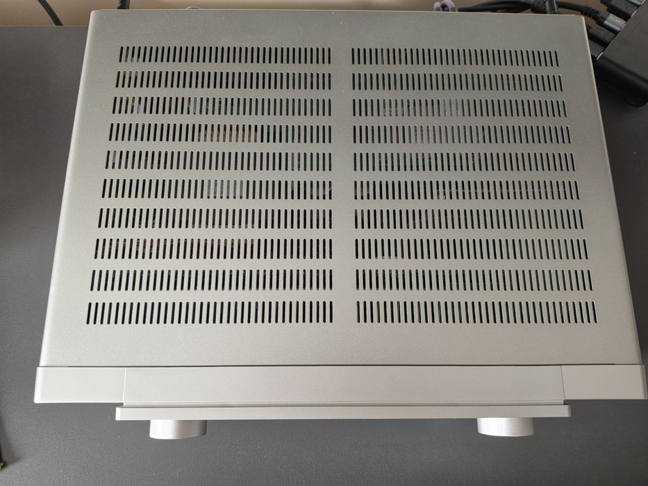Amplituner Marantz Cinema 70s