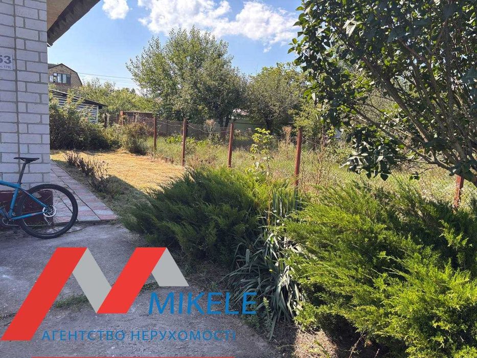 Без% Дача СТ СТУГНА село Старі Безрадичі