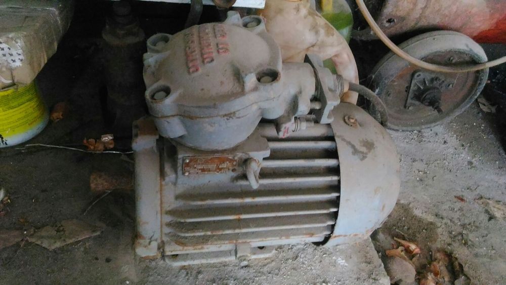 Продам бу електромотор