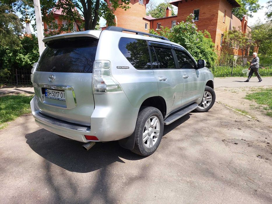 Toyota Land Cruiser Prado 2010
