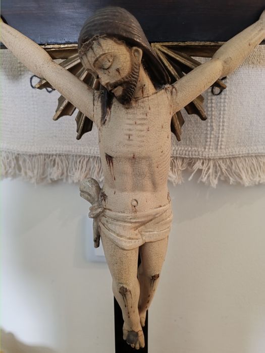 Crucifixo muito antigo