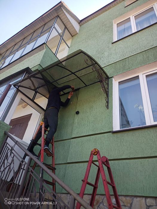 Ковані брами дашки паркани лавки альтанки