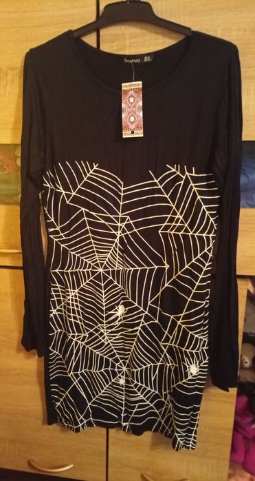 Sukienka Pająki Czarna XXL/44 Boohoo