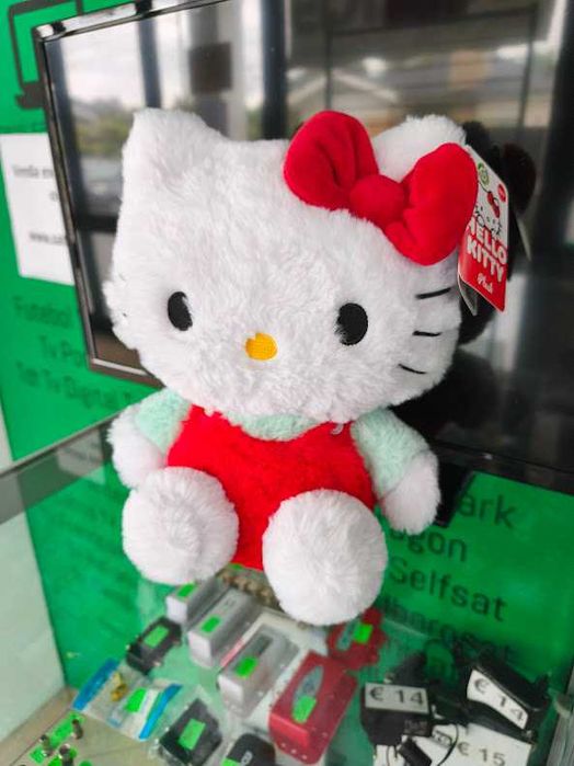 Peluches Hello Kitty fluffy 28cm