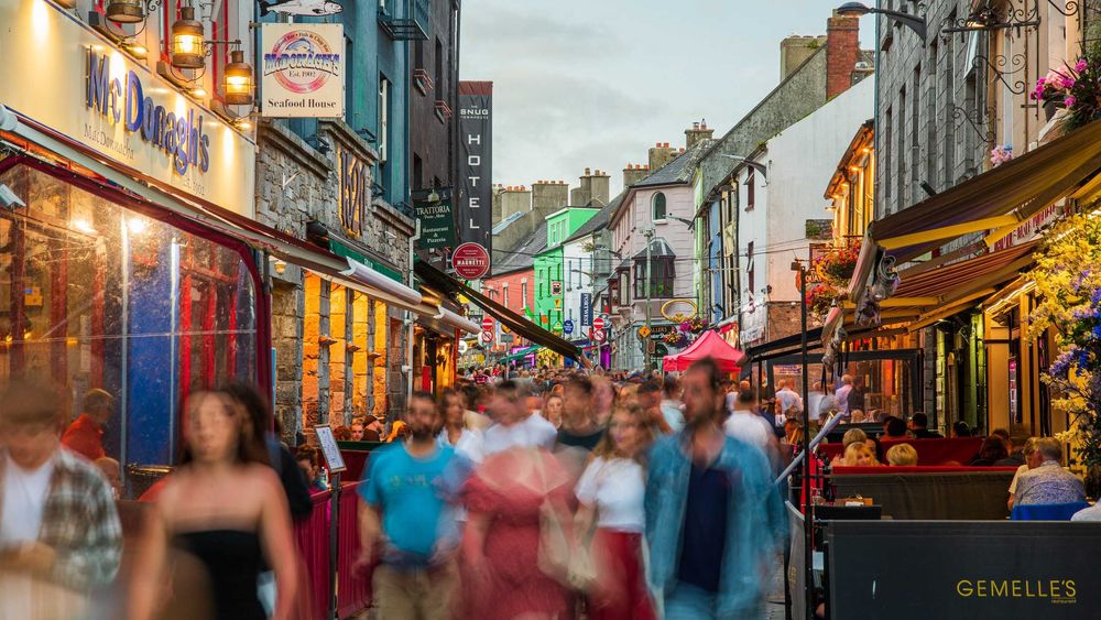 "Guias DK American Express IRLANDA" e "NOVO"