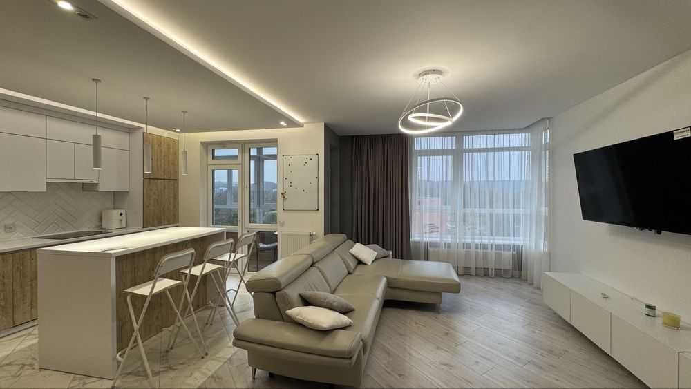 Оренда. вул. Під Голоском. Новобудова. Дизайнерський дорогий ремонт.