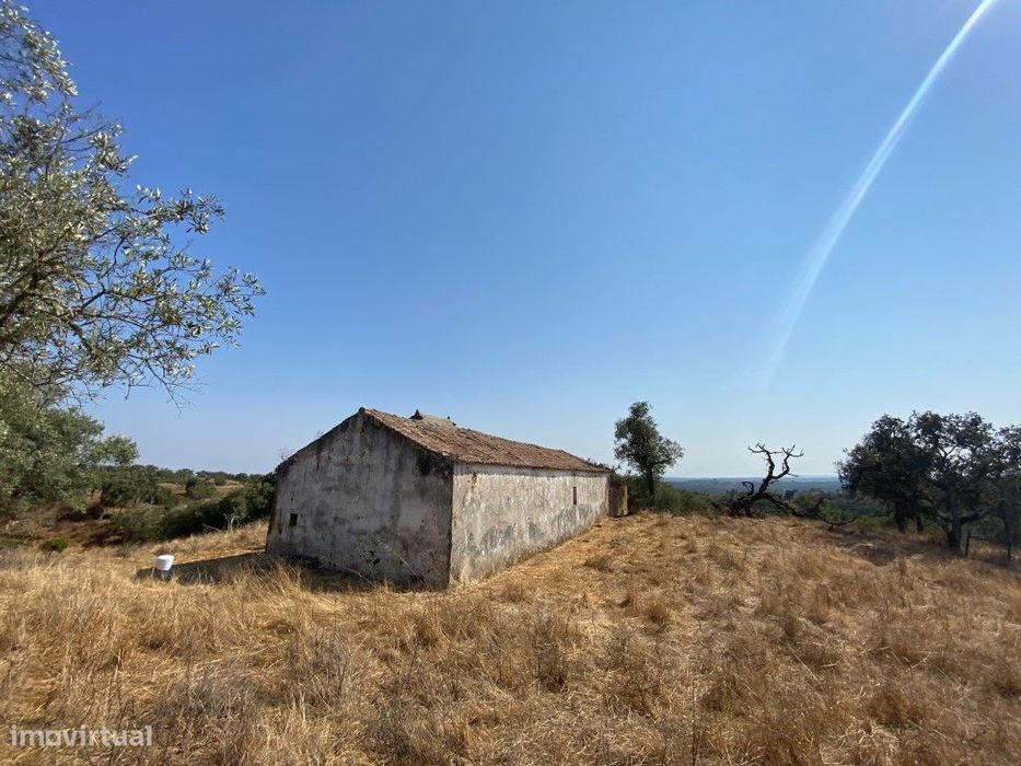 Land for construction with panoramic view in Melides