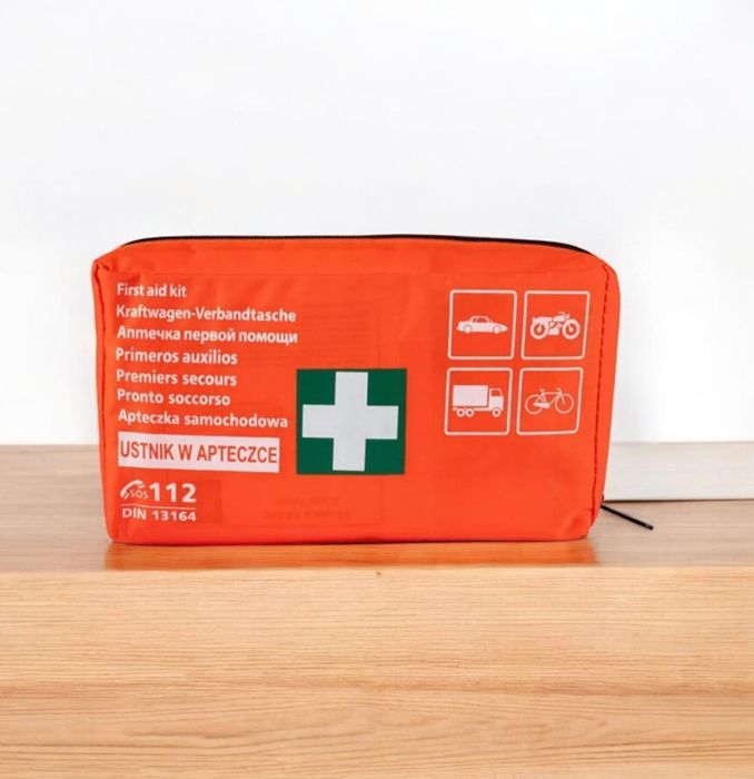 Nowa samochodowa apteczka pierwszej pomocy