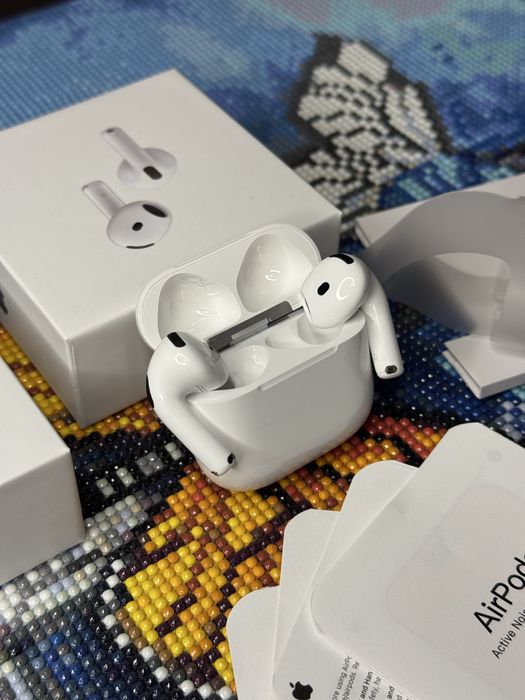 Навушники Apple Airpods 4 (Активне шумопоглинання ANC)